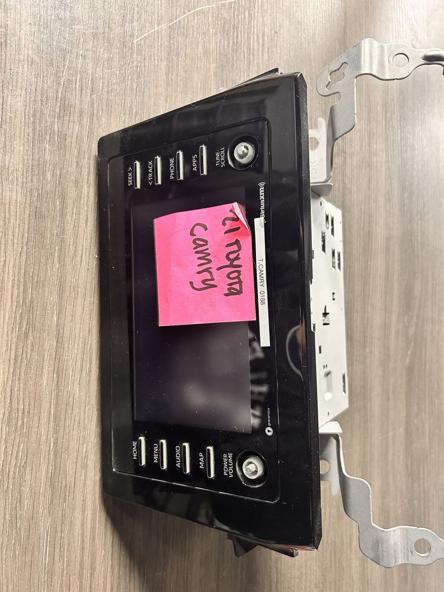 OEM Toyota Camry Car Audio Unit