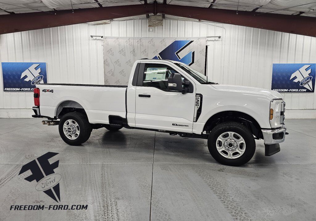 2026 Ford F-350 Super Duty XLT