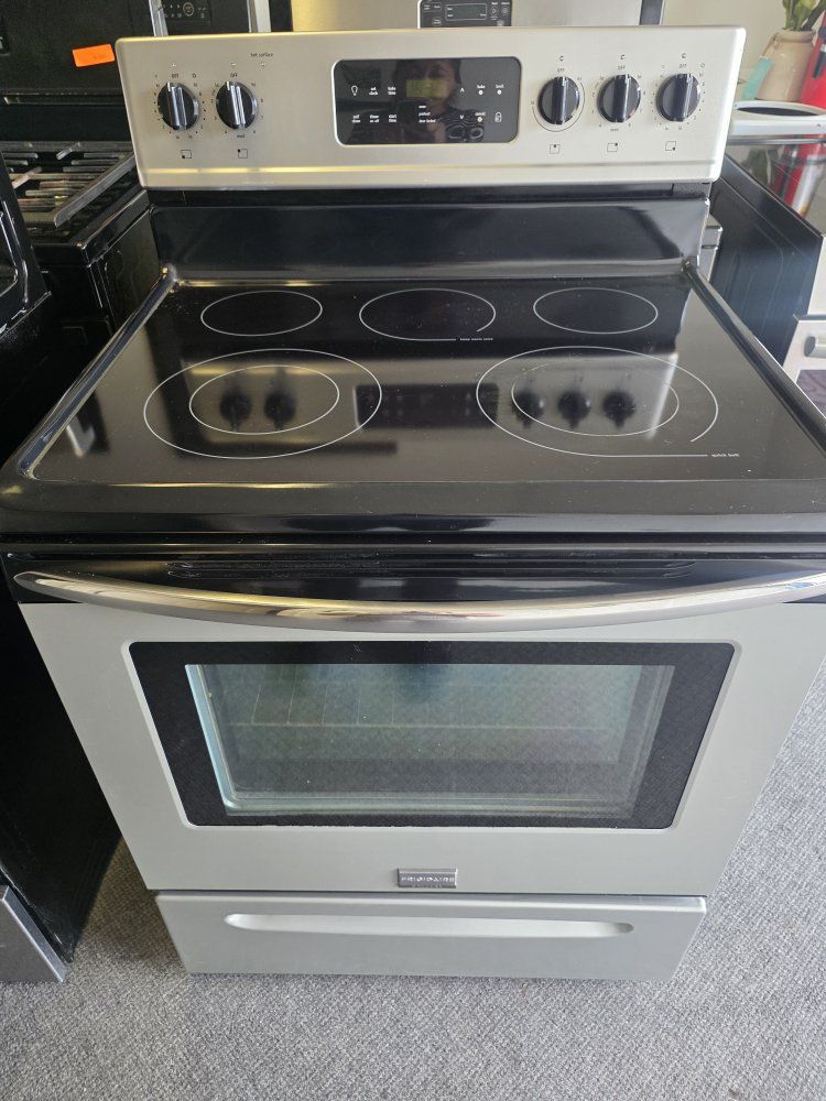 frigidaire electric stove