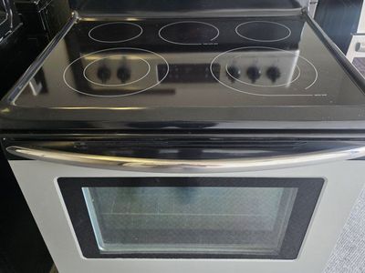 frigidaire electric stove