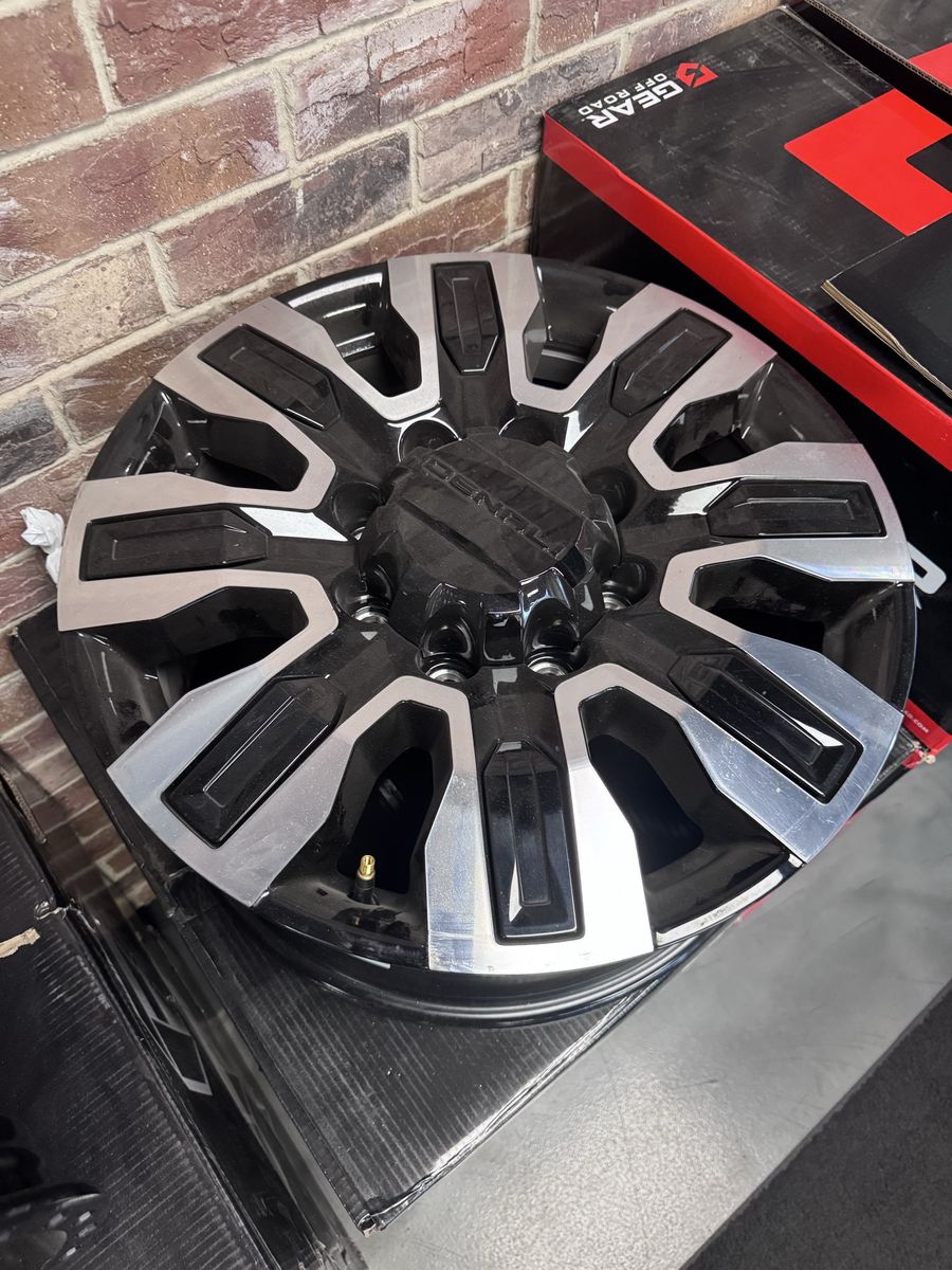 20 inch Chevy or gmc wheels 8x180 