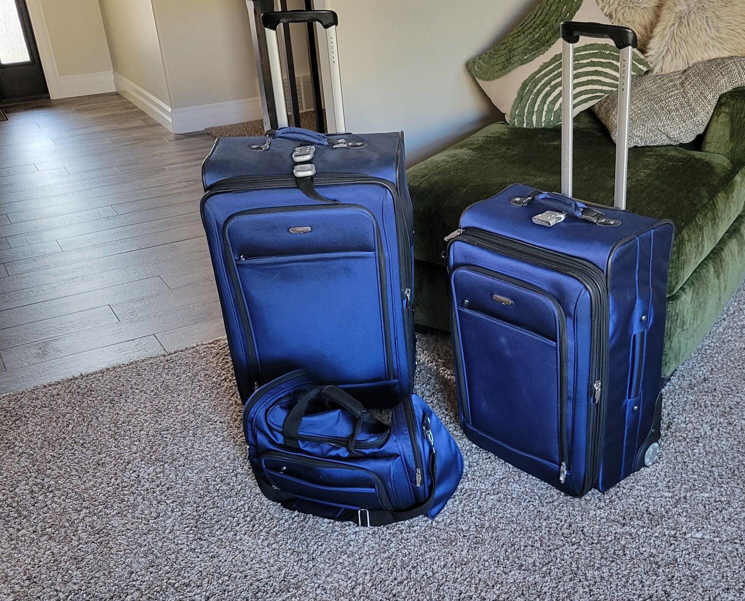 An update! Blue Jaguar Luggage set OBO