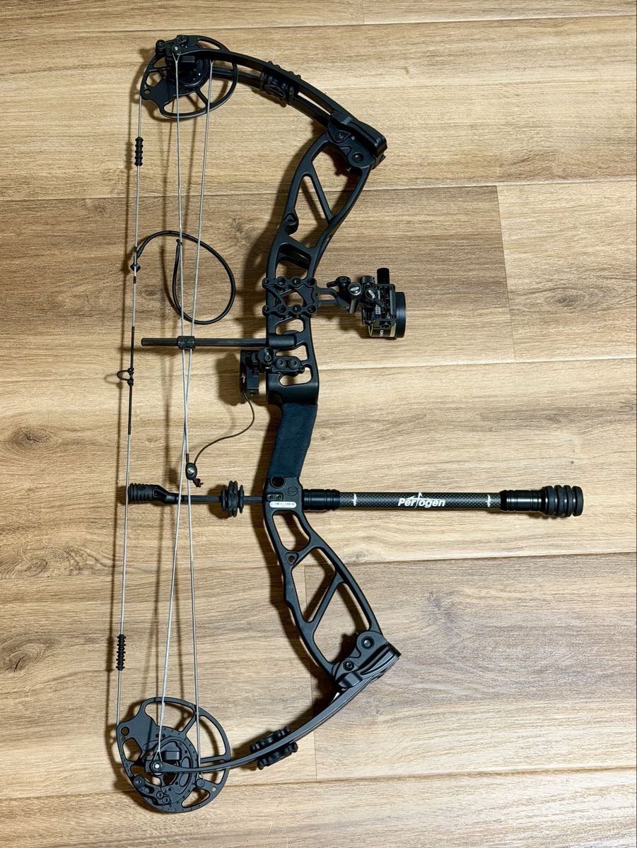 Elite Basin Compound Bow