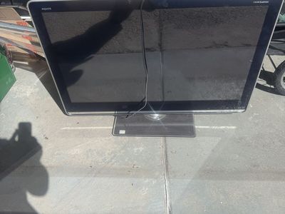 Led Aquos Flat Panel