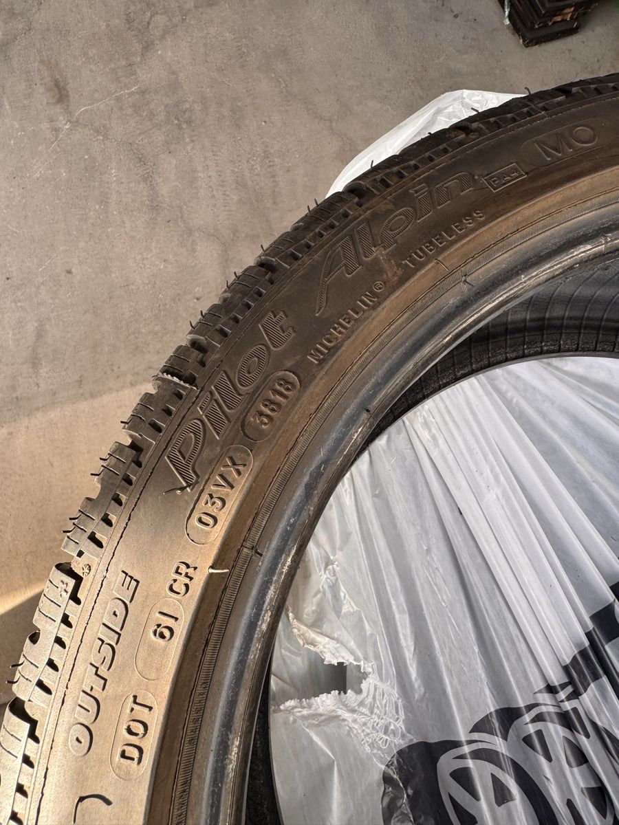 Michelin Pilot Alpin 225/40R18 Winter Tire 92V