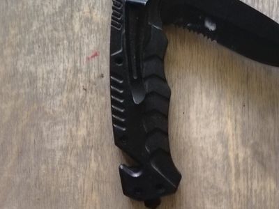 Black Tactical Folding Pocket Knife with Seatbelt Cutter and Glass Breaker