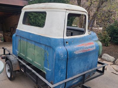 1955 Chevy Truck Cab (55 -59) and 4 doors (parts only no title)