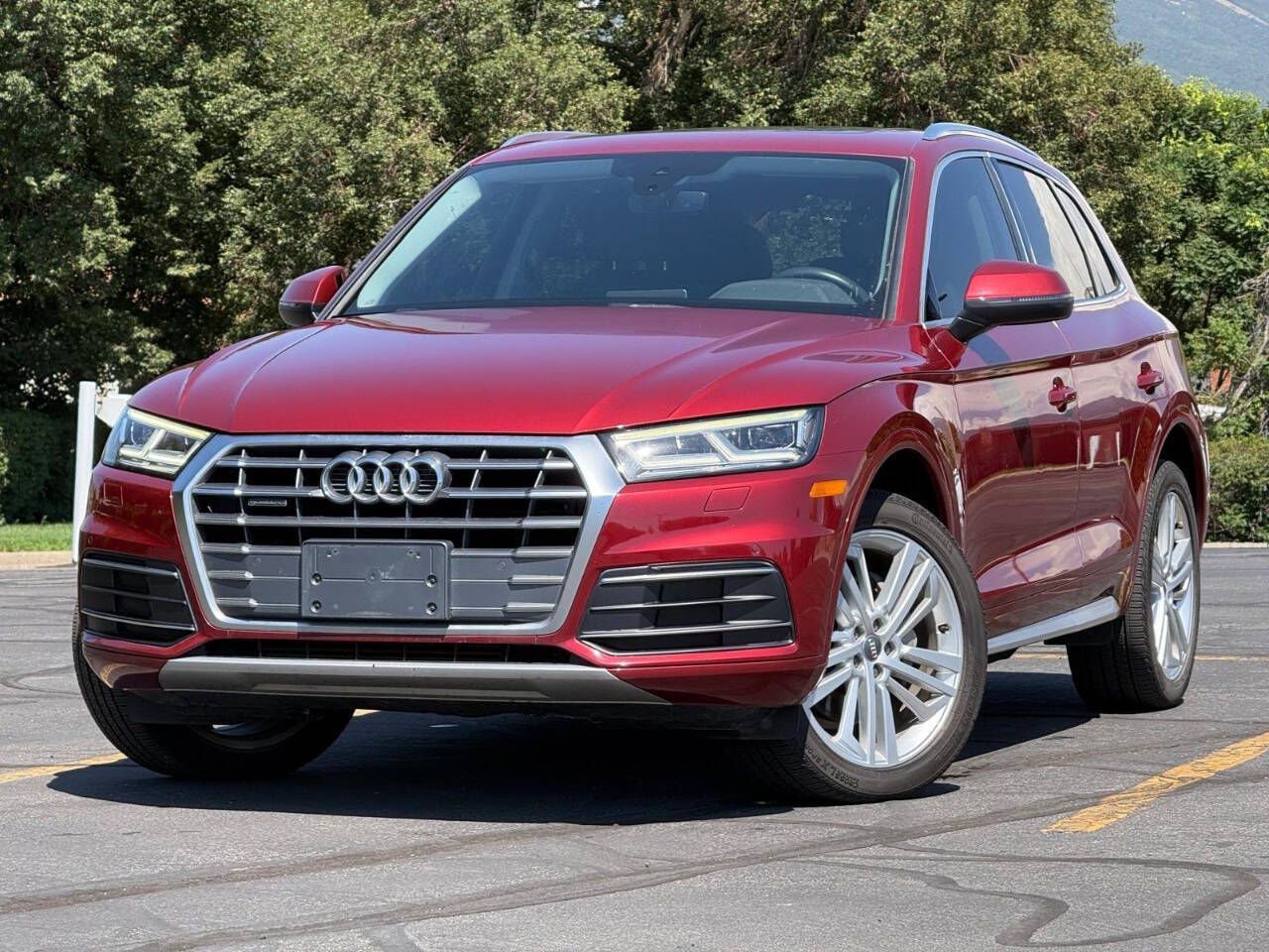 2018 Audi Q5 2.0T quattro Premium Plus