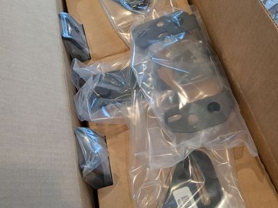 Warn winch Ford Bronco mounting kit/Ford Performance