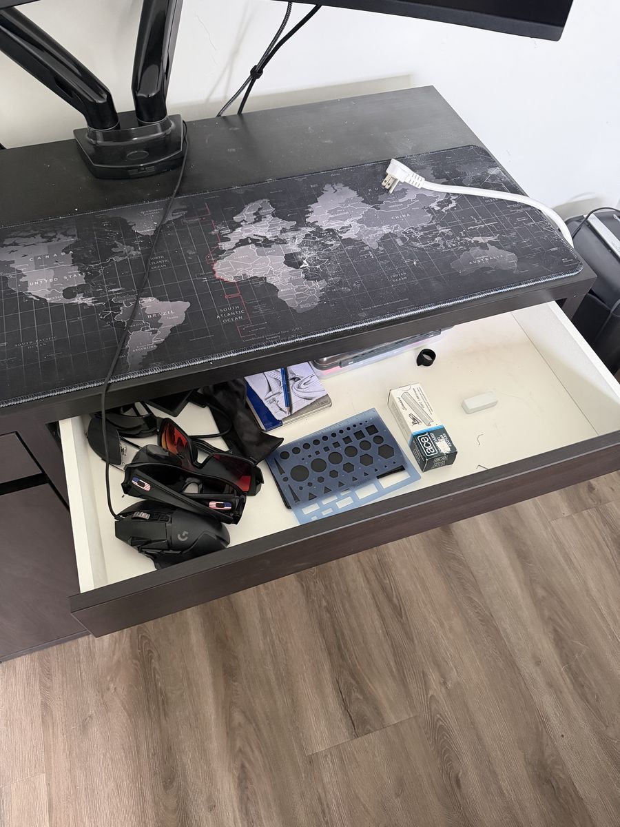Main image 4