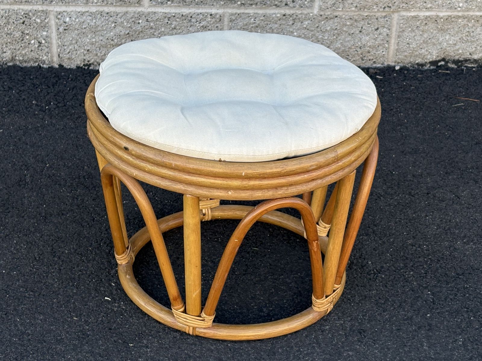 Main image 3