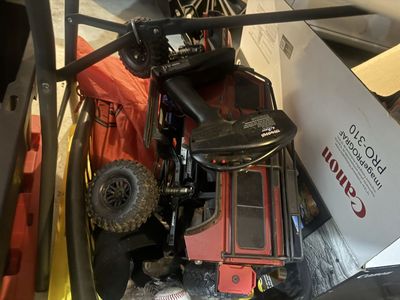 2 x-Maxxas and a rock crawler and 4/4 slash also have another traxxas car if interested but 3,000$ for the mains and extra batts