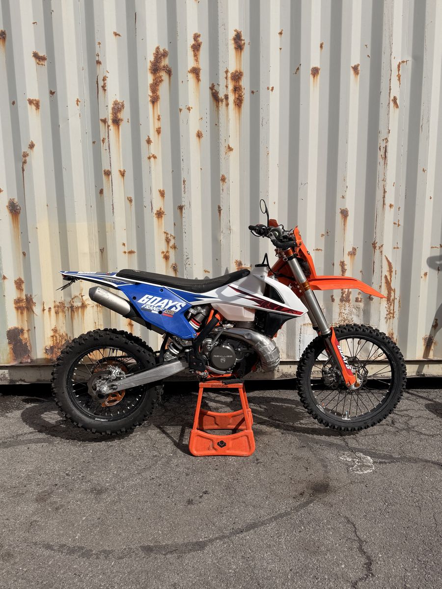 2018 KTM 300 XC-W XCW ISDE 6 Days w/ Extras