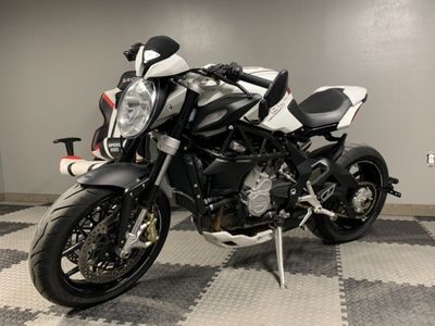 2015 MV Agusta Dragster 800