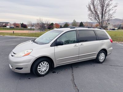 2008 TOYOTA SIENNA LE 7-Passenger