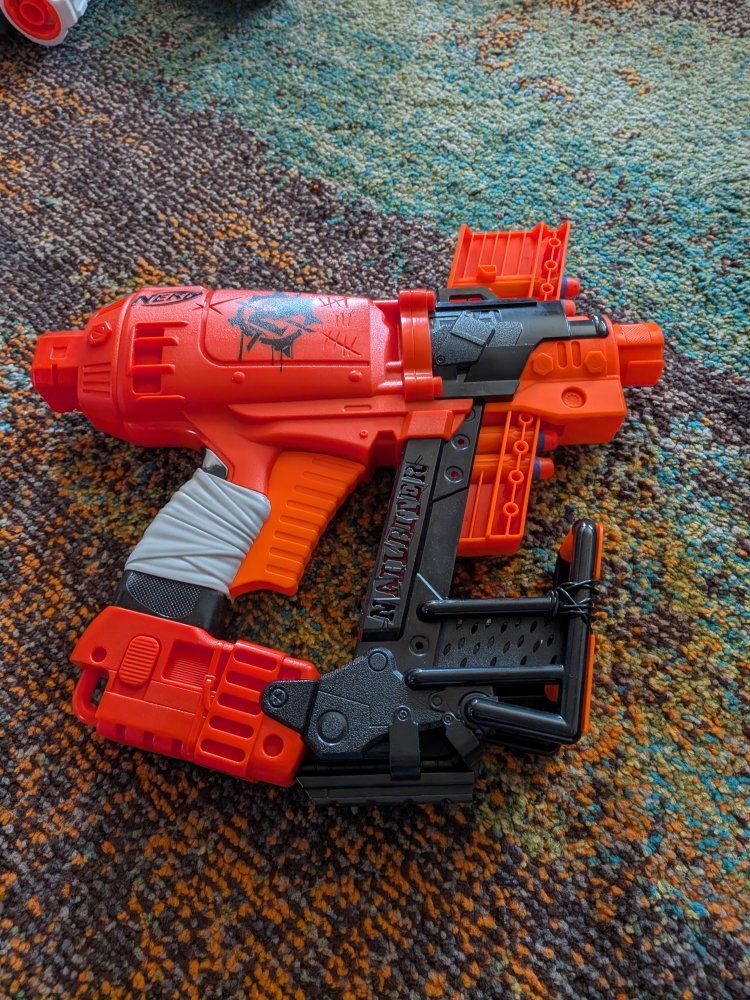 Nerf Nailbiter Zombie Strike Blaster - Orange/Gray, Used Condition