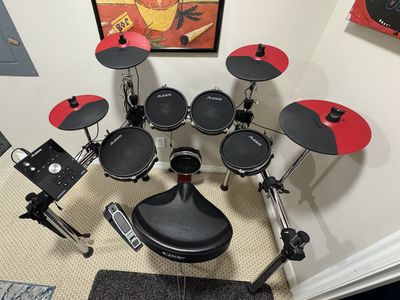 Alesis Command Electric Drum Kit plus Throne