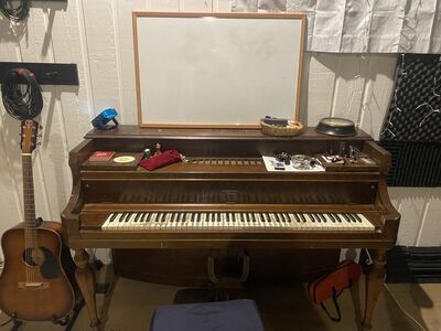 Free Haddorf Vertichord Upright Piano