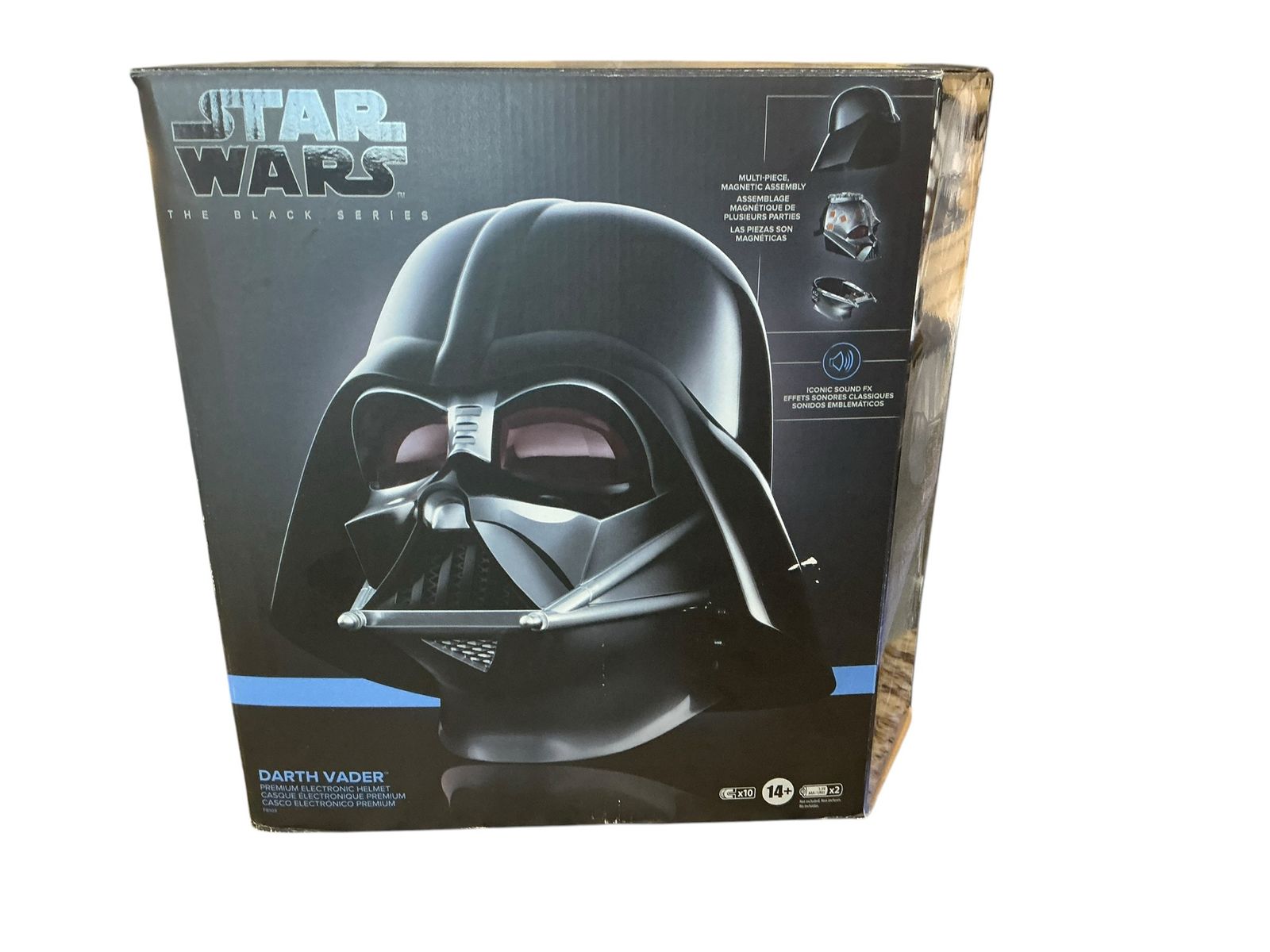 Star Wars The Black Series Darth Vader Premium Electronic Helmet - E75011823