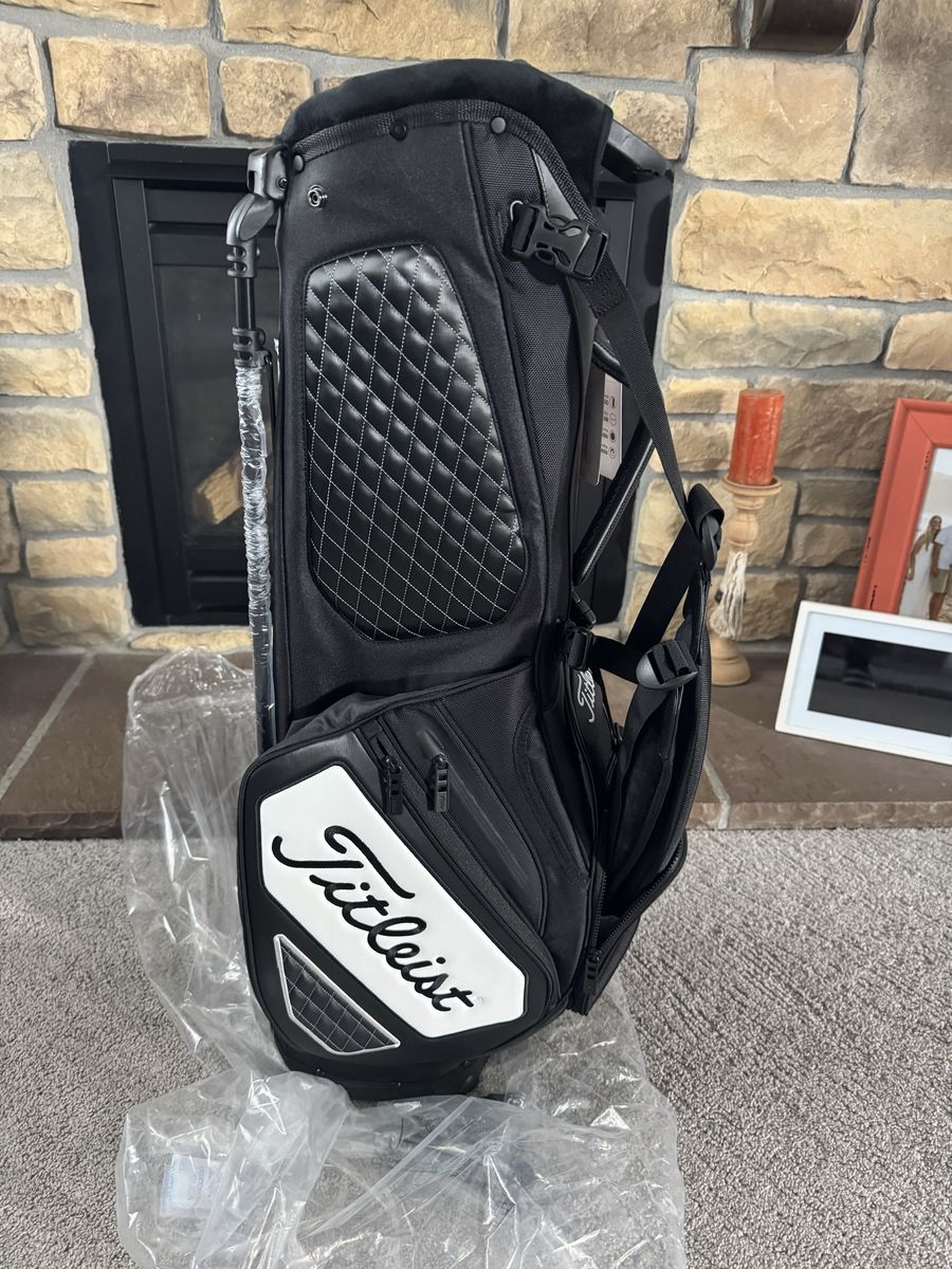Titleist Premium Stand Golf Bag - Black/White - Brand New with Tags