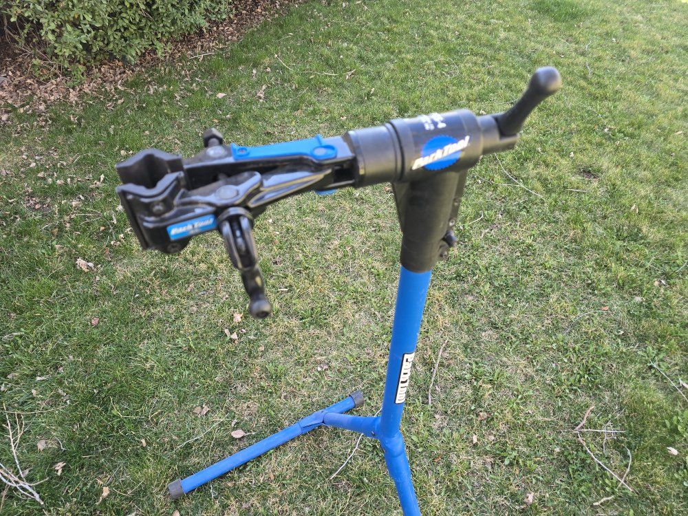 park tools bike repair stand