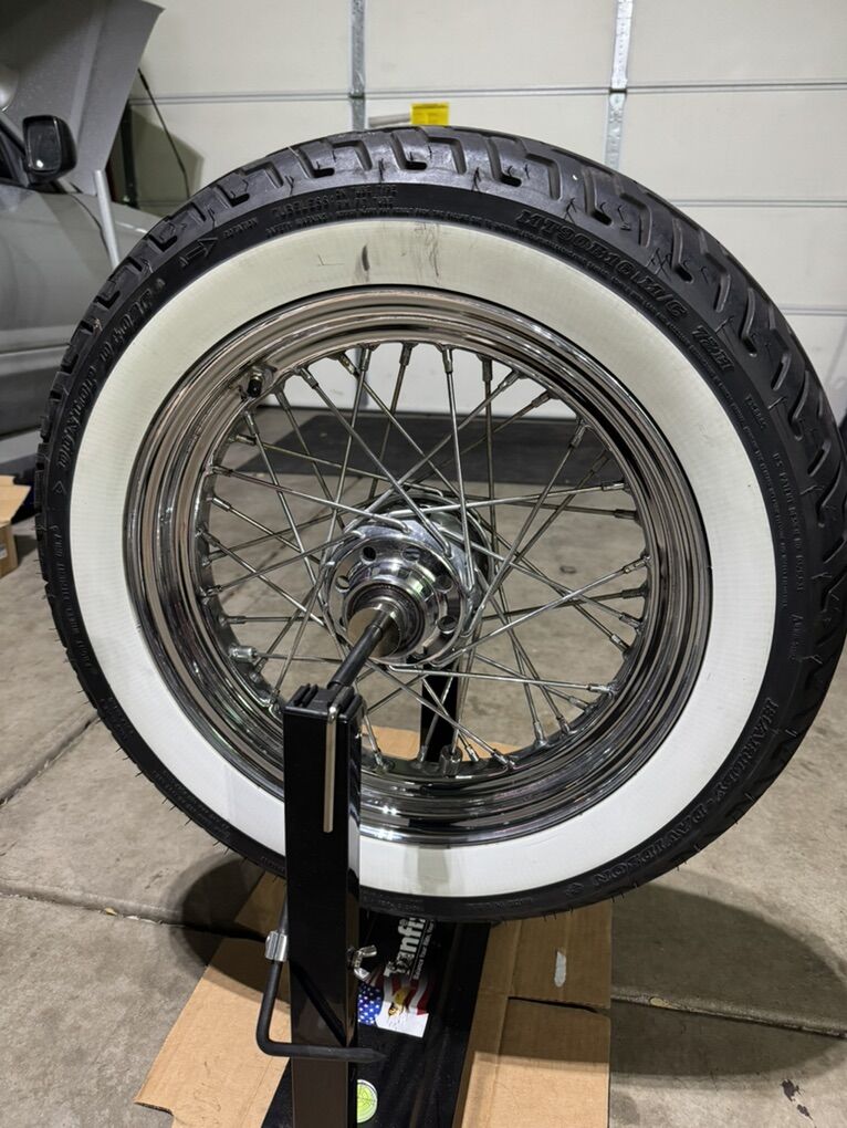Harley Front Wheel + WWW Tire