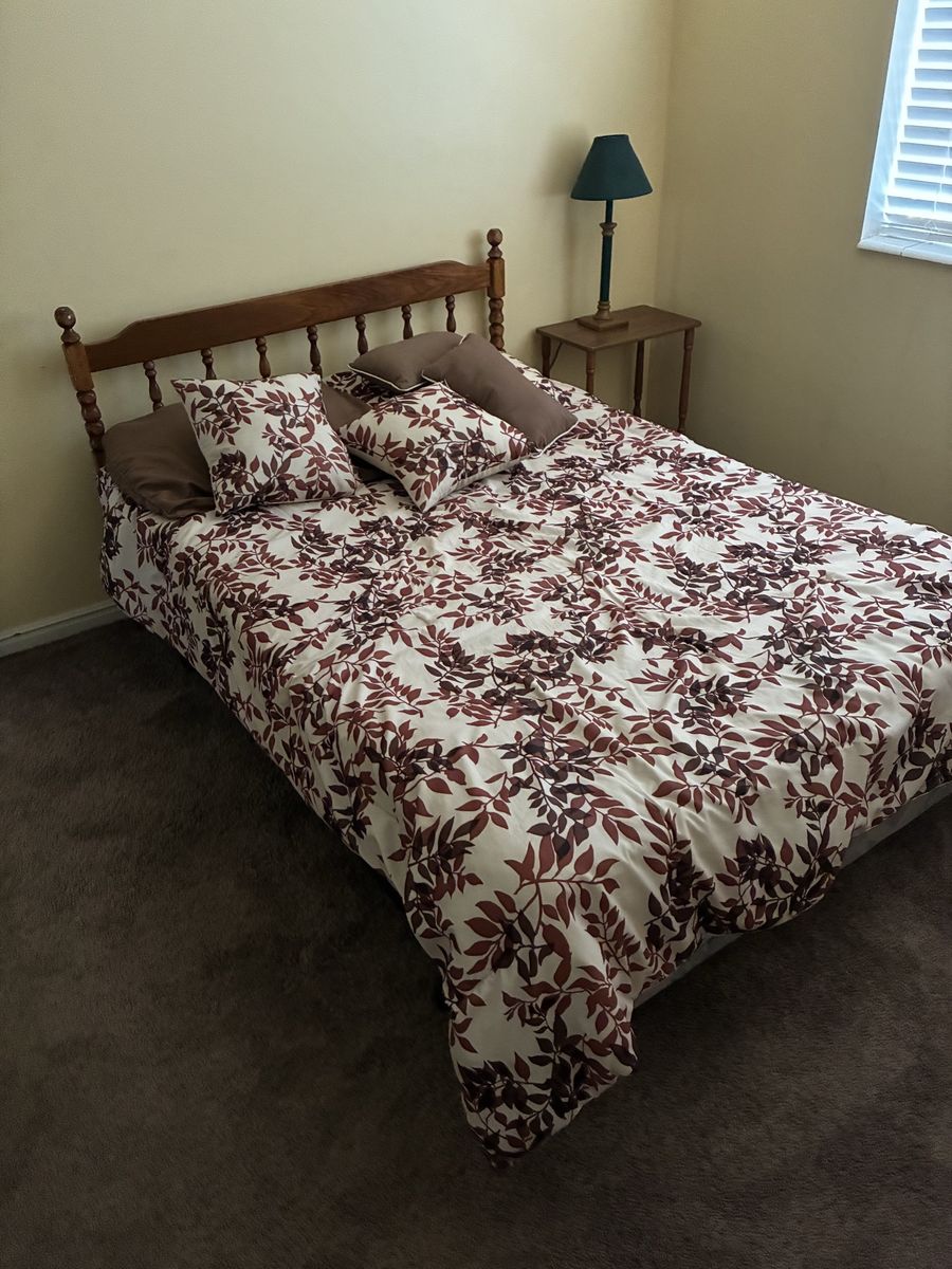 Full bed frame mattress