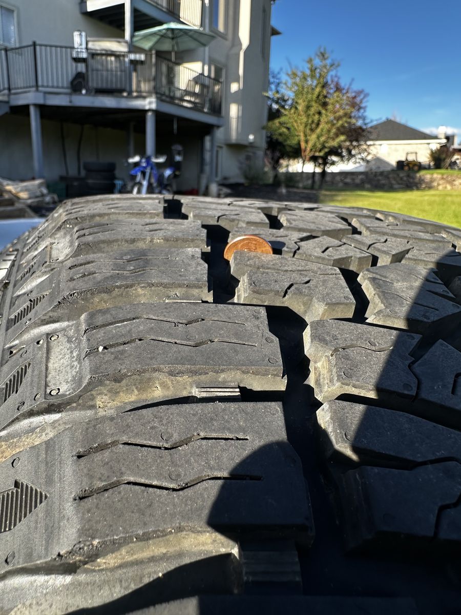 Main image 3