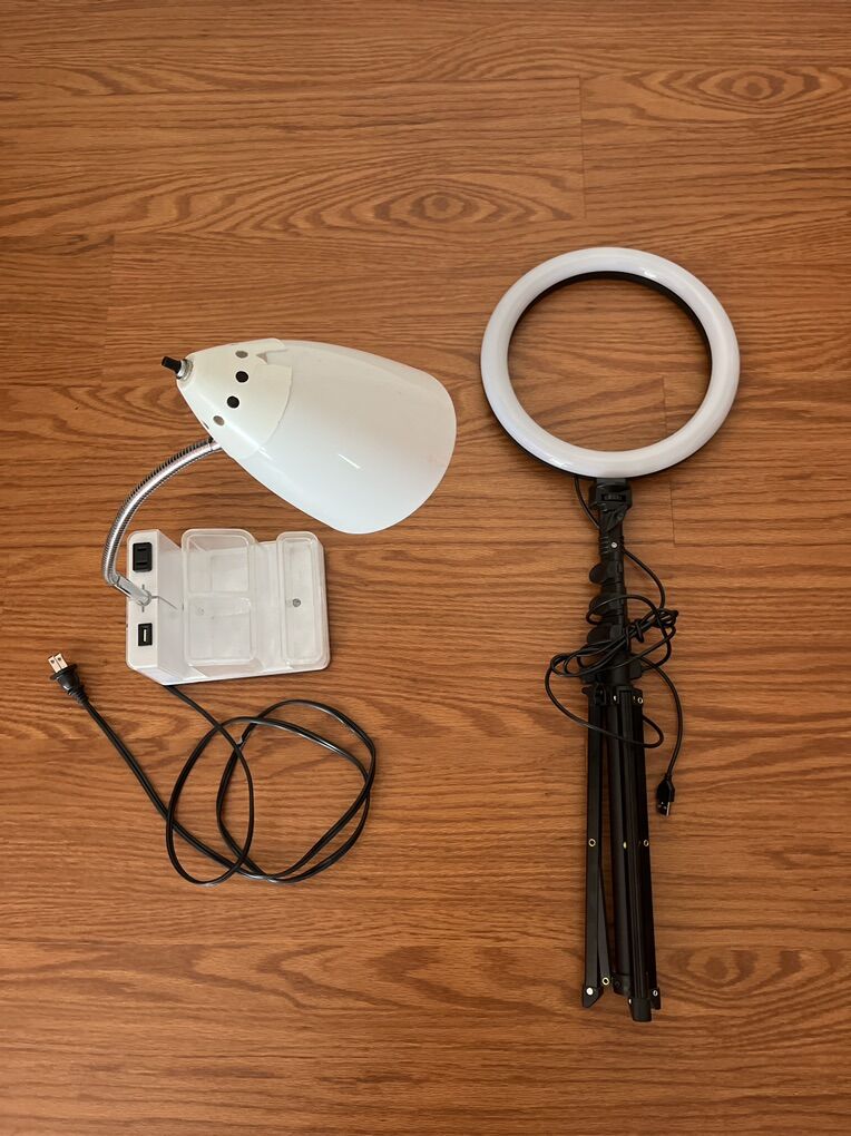 Video Streaming Set: Desk Lamp And Studio Light.
