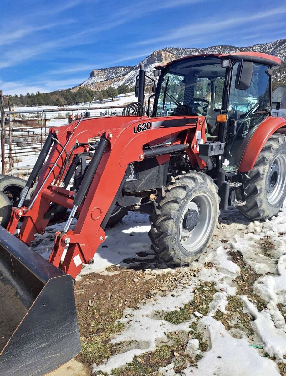 2014 Case Farmall 75C With LC620 Loader