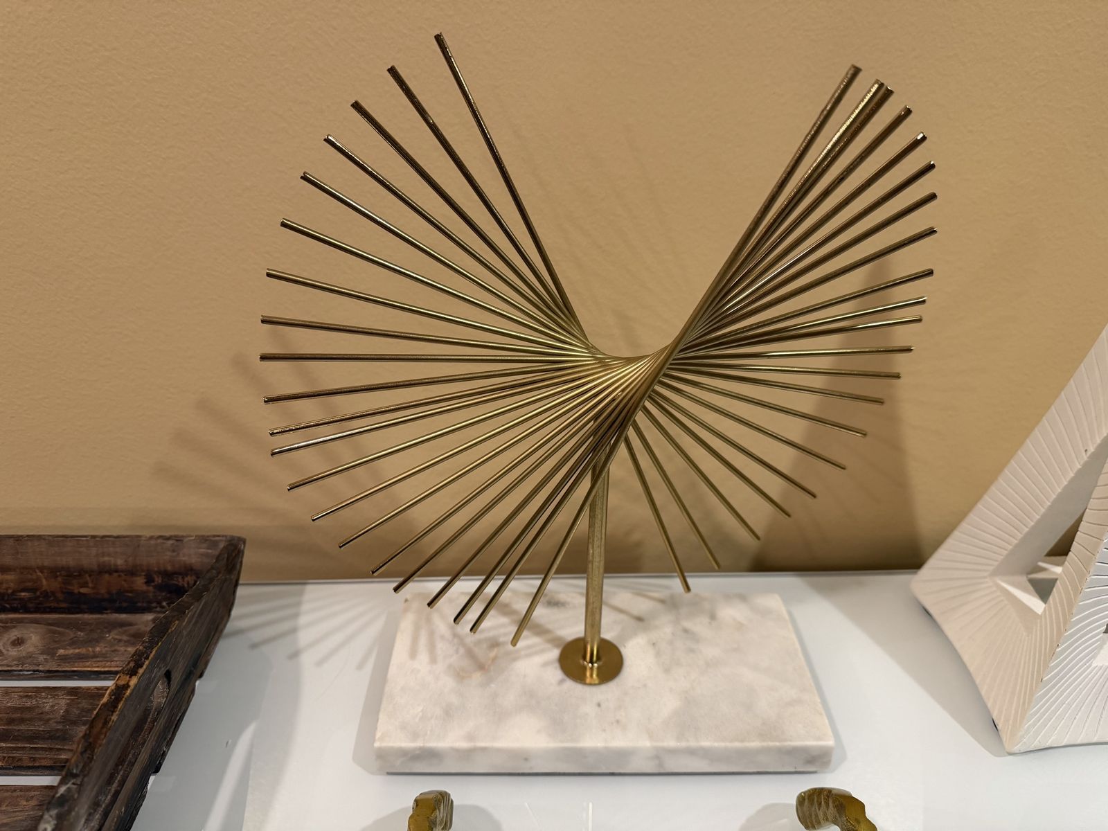 Main image 7