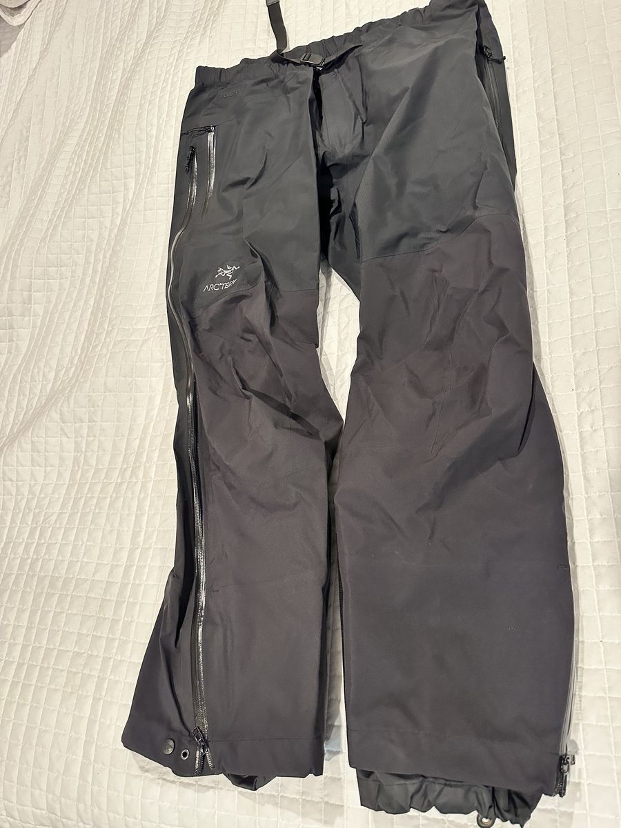 Arcteryx Beta AR Gore-Tex ski pants