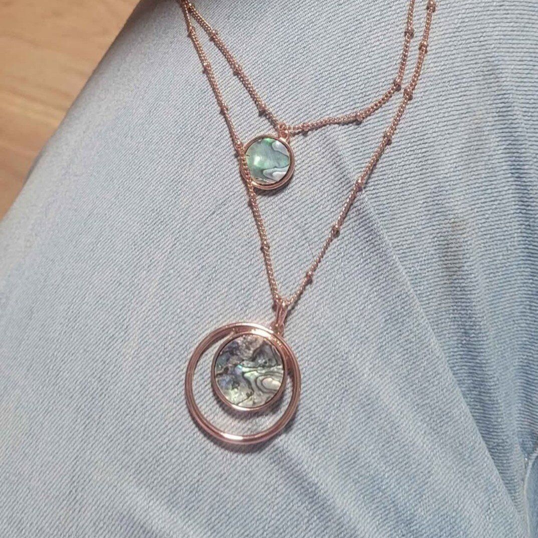 2strand abolone necklace