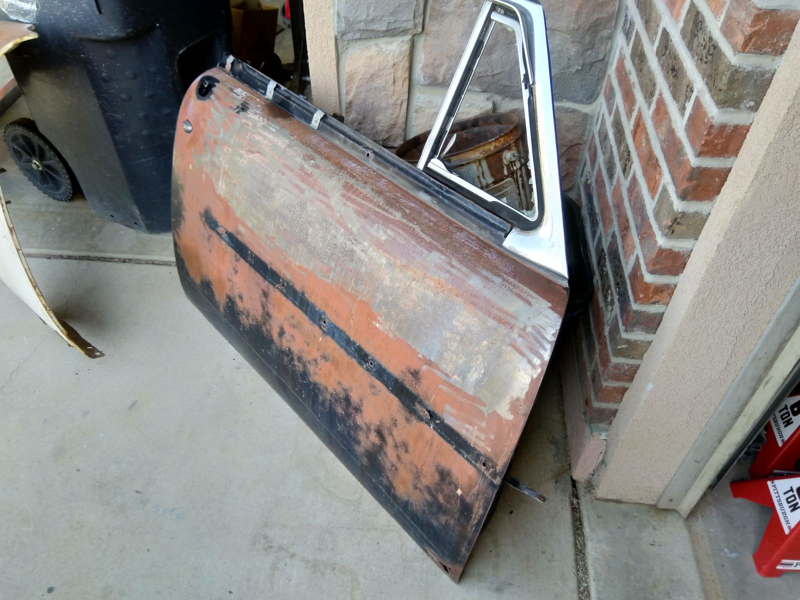 Main image 2