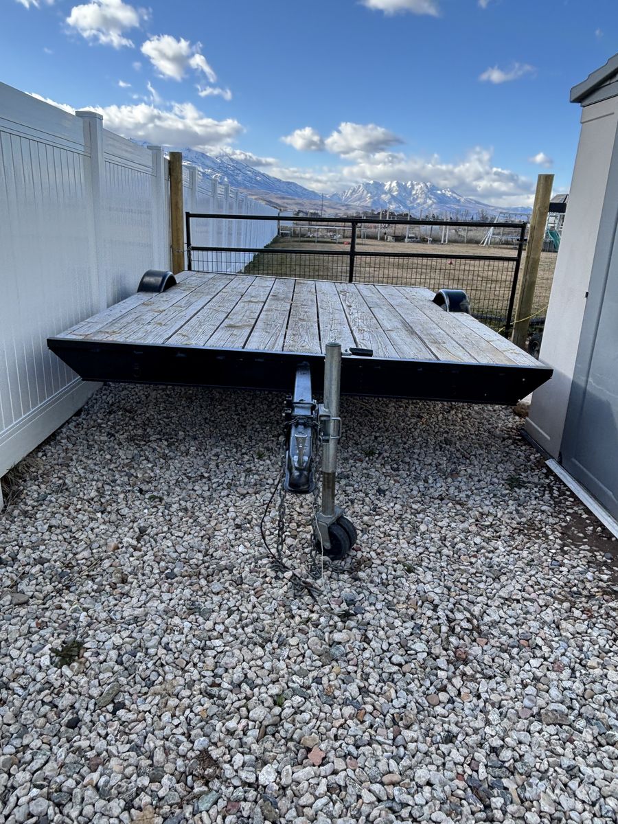 Heavy Duty Flat Bed Trailer