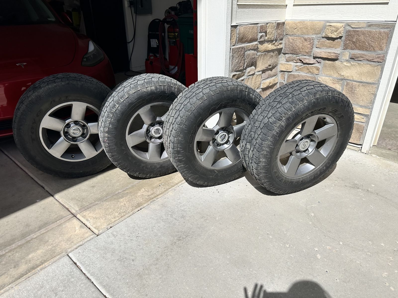 OEM for Nissan Titan Wheels and Tires