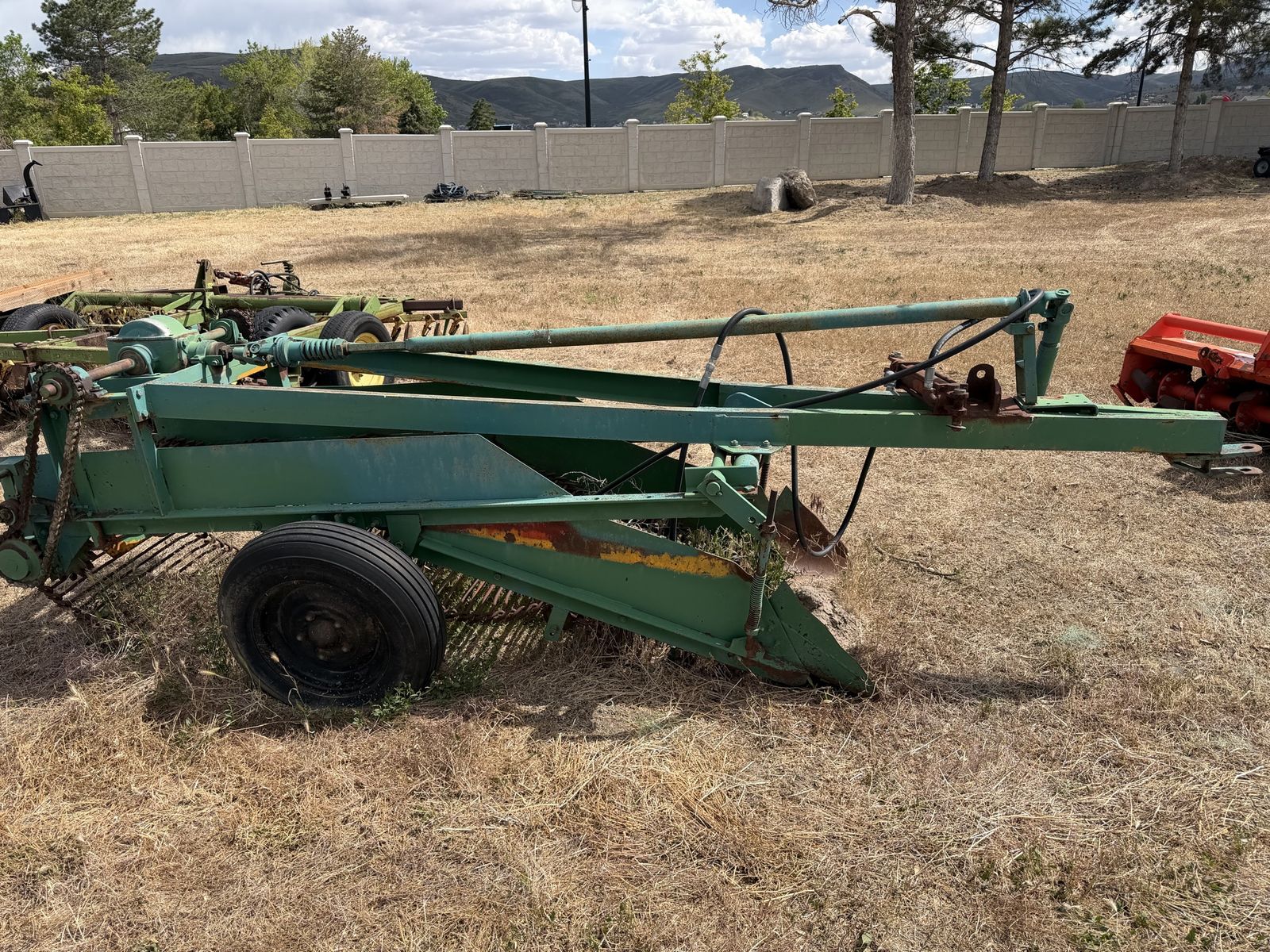 Potato digger