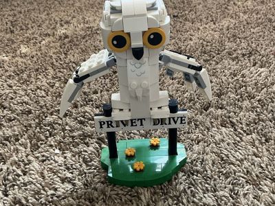 LEGO Harry Potter Hedwig at Privet Drive & Hogwarts Trunk Set - Collectible