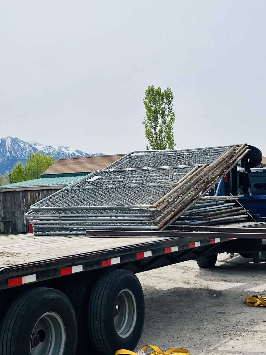 Dog Kennel Panels and Gates