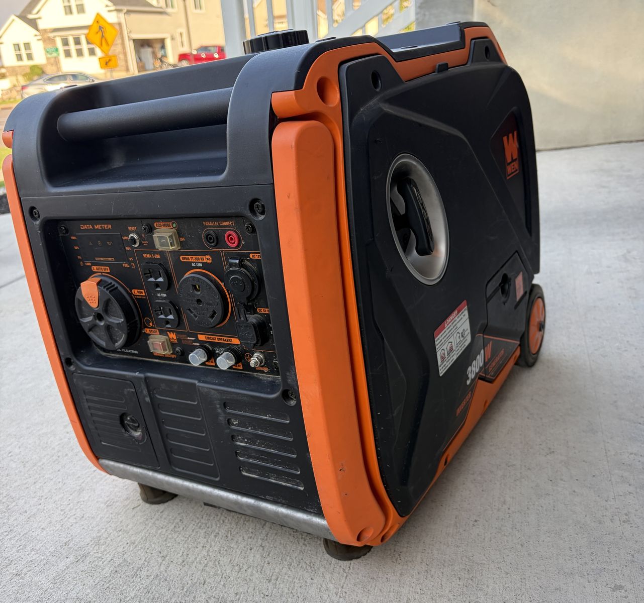 3800-WATT INVERTER GENERATOR (WEN)