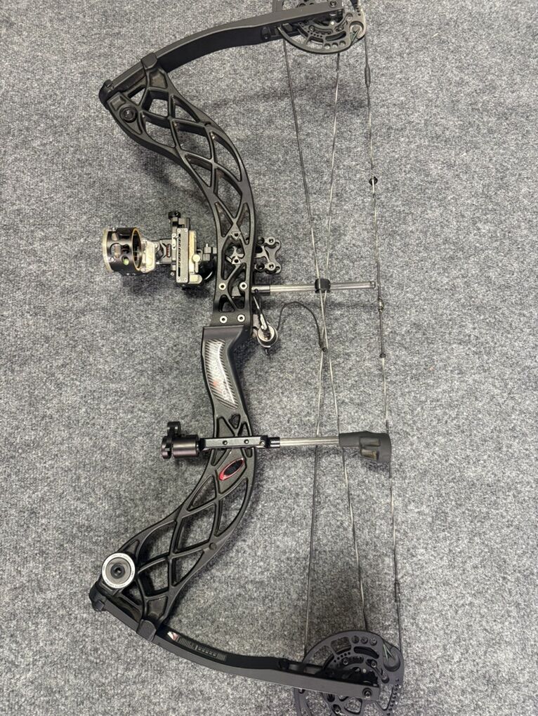 Bow Tech Carbon Zion