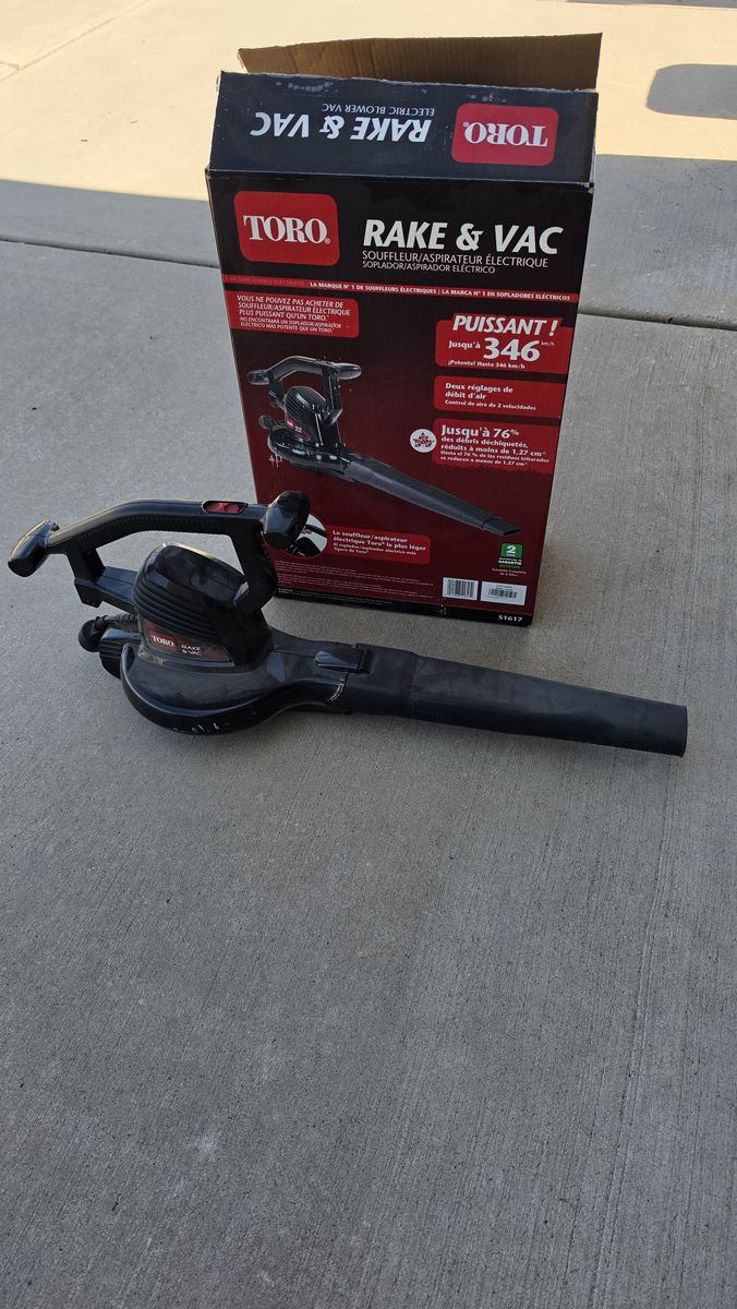 TORO rake & vac electric leaf blower