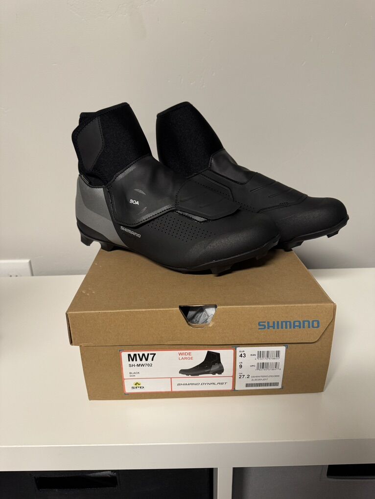 Shimano MW702 Winter Biking Shoe Size 43 / 9