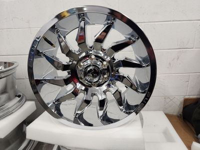 20in 6lug brand new fuel saber.