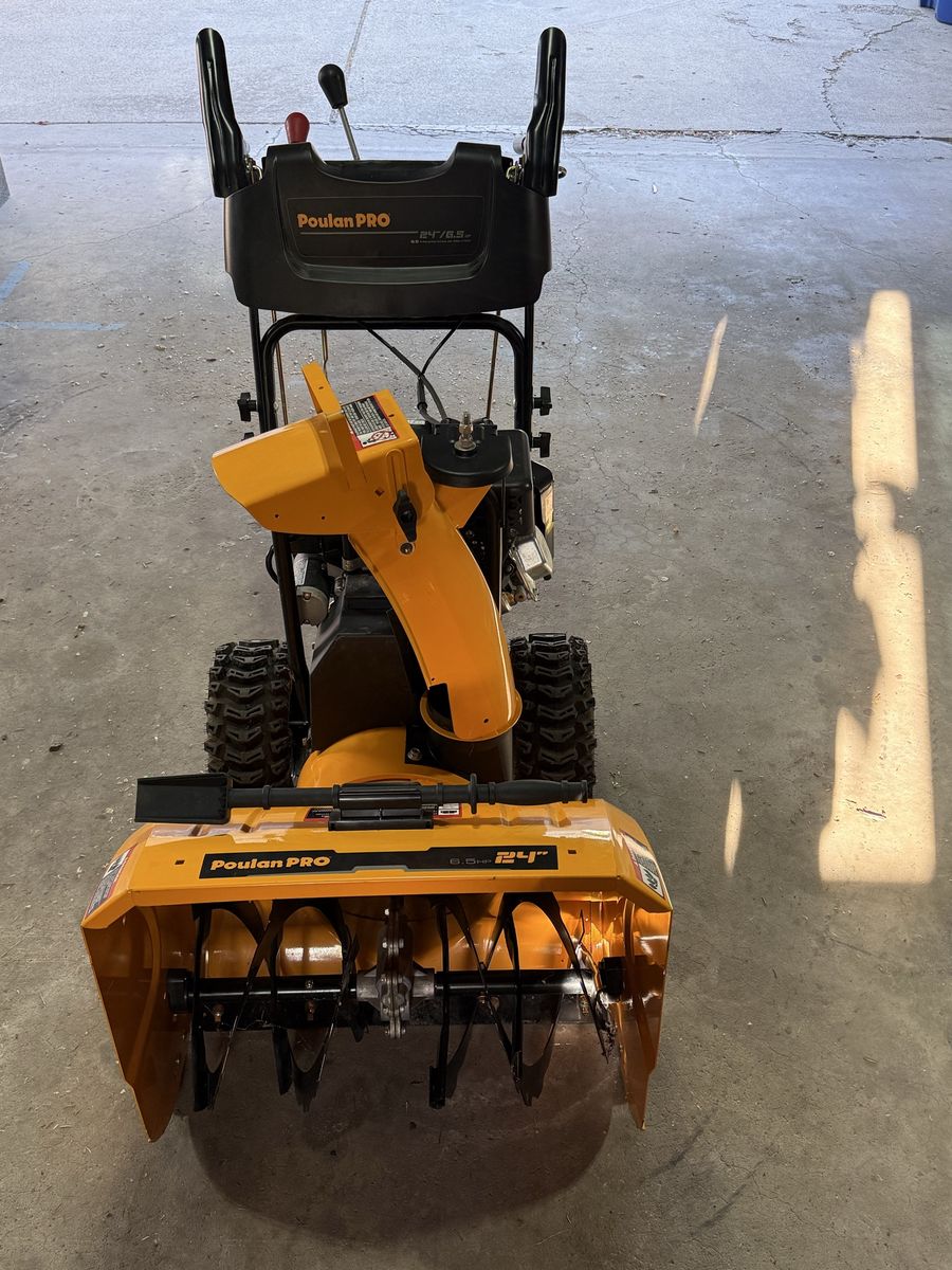 Poulan Pro 24” Snowblower