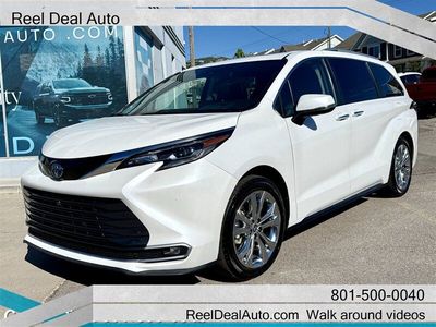 2024 Toyota Sienna Platinum 7-Passenger