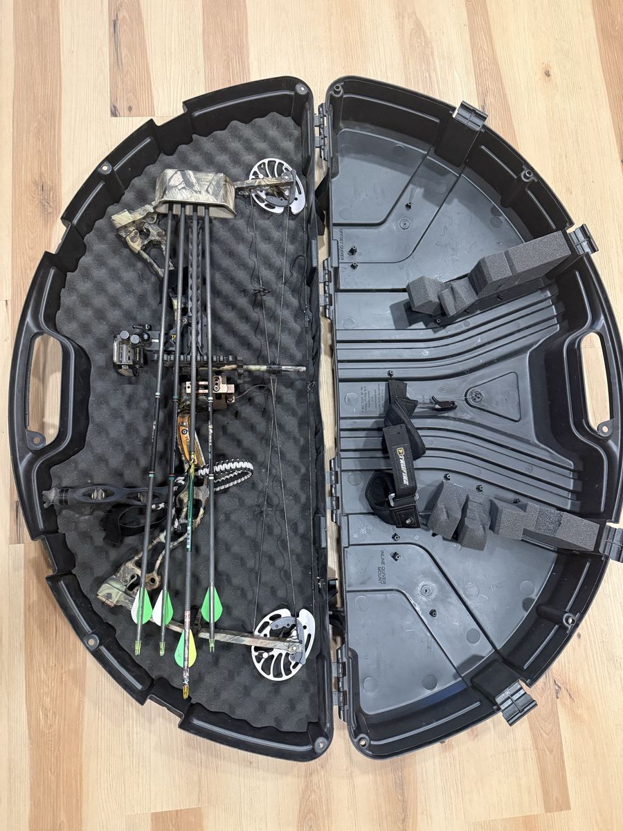 LH Bowtech Tribute Compound Bow