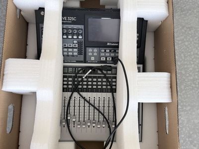 New PreSonus StudioLive 32SC Digital Mixer w/ Original Box