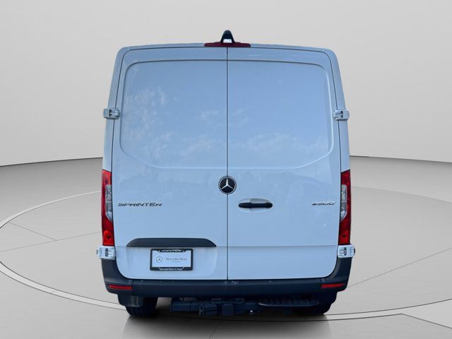 Main image 4