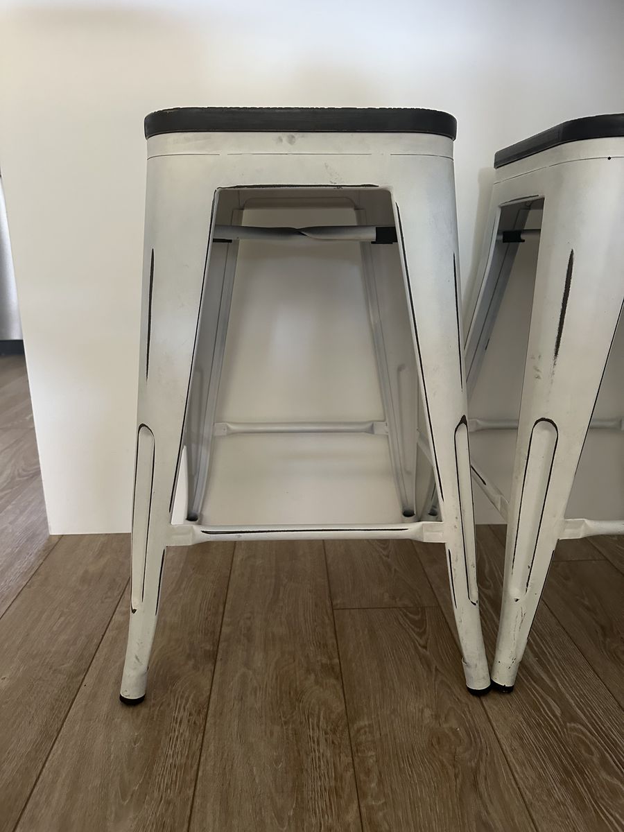 Nice Great Condition Bar Stools